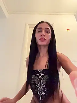 Snapshot of VickyM99 chatting on December 17, 9:04 am VickyM99 online show from December 17, 9:04 am