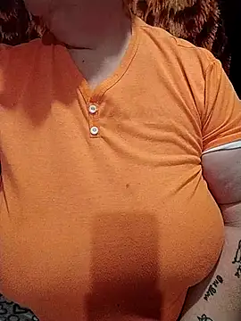 MyHoneyKira online show from November 8, 4:45 am