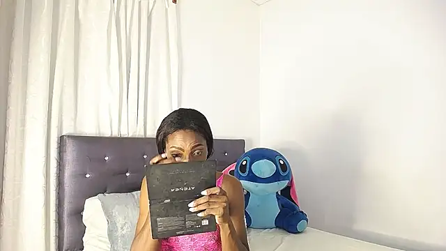 BryanaSmiths online show from November 4, 9:58 pm