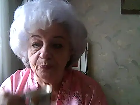 Snapshot of ValeriaKroww chatting on November 10, 9:52 am ValeriaKroww online show from November 10, 9:52 am