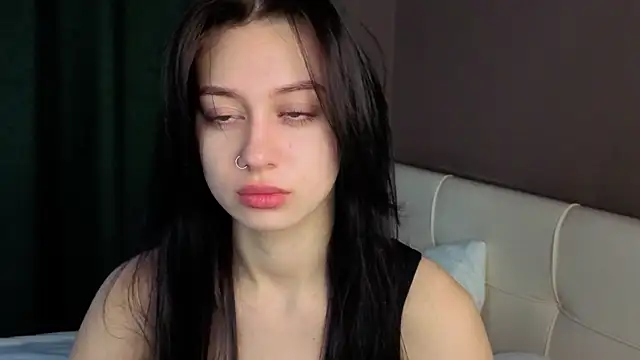 MarvisKuhIo online show from November 27, 5:31 am