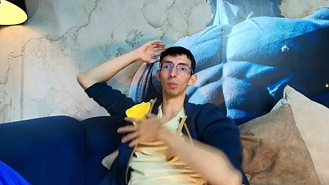 Snapshot of ZyroNight chatting on November 26, 7:37 pm ZyroNight online show from November 26, 7:37 pm