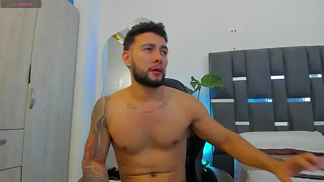 noah corvelle online show from March 7, 1:46 am