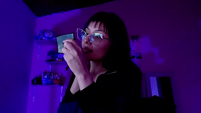 Snapshot of valkiry_ chatting on November 14, 10:40 pm valkiry online show from November 14, 10:40 pm