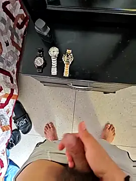 Dirty-Guy-Naugthy online show from November 8, 5:45 pm