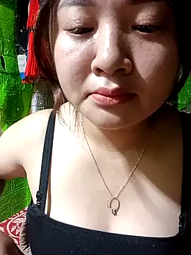 Bee-bgolden online show from November 8, 7:41 am