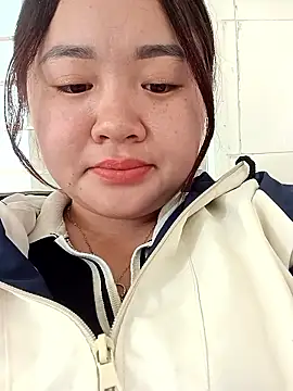 Bee-bgolden online show from November 15, 1:03 am