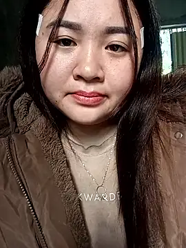 Bee-bgolden online show from November 27, 2:13 am