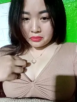 Bee-bgolden online show from December 19, 2:24 pm