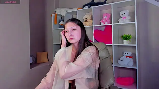 Snapshot of Ella_Burns chatting on November 12, 9:53 am Ella Burns online show from November 12, 9:53 am