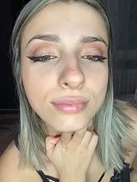 Snapshot of Bandy_bandy chatting on December 20, 4:36 pm Bandy bandy online show from December 20, 4:36 pm