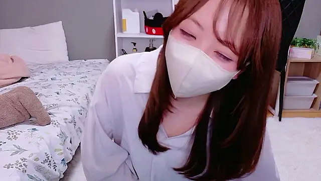 -aotan- online show from April 30, 6:03 pm