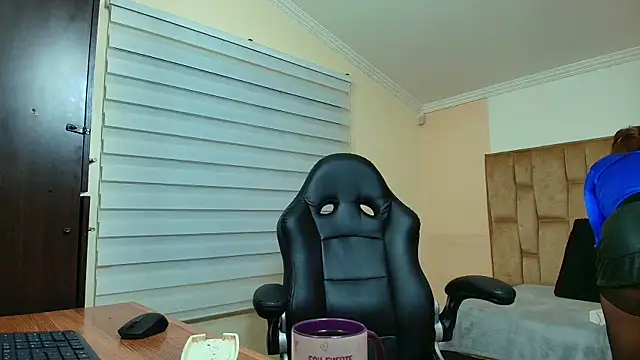 BeatrizSchmidt online show from November 16, 10:43 am