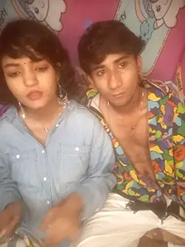 Snapshot of Freakingromance chatting on February 6, 8:45 pm Freakingromance online show from February 6, 8:45 pm