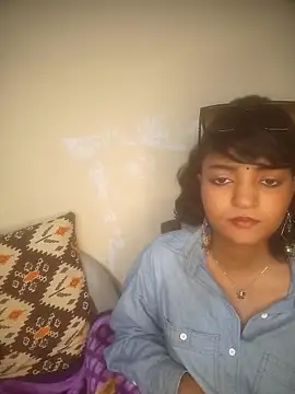 Snapshot of Freakingromance chatting on February 16, 6:15 pm Freakingromance online show from February 16, 6:15 pm