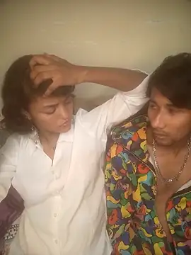 Snapshot of Freakingromance chatting on February 18, 7:32 pm Freakingromance online show from February 18, 7:32 pm