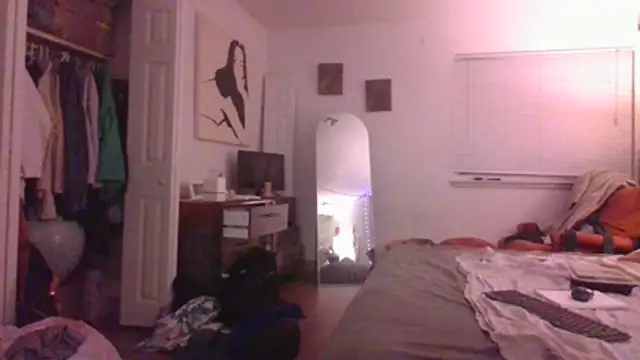 Redriddinghood8 online show from December 3, 6:43 am