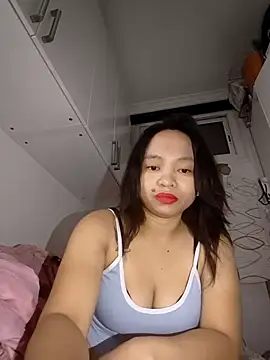 MyAssyWantsYou online show from November 4, 7:13 pm