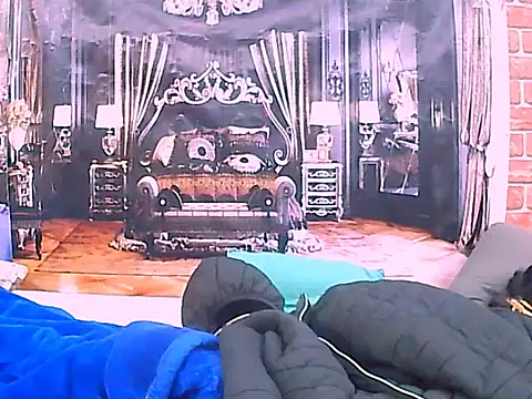 Snapshot of EbonyCurvy4u chatting on November 7, 5:46 pm EbonyCurvy4u online show from November 7, 5:46 pm