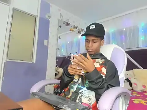 Snapshot of Santy_bigcock_01 chatting on November 21, 3:11 pm Santy bigcock 01 online show from November 21, 3:11 pm