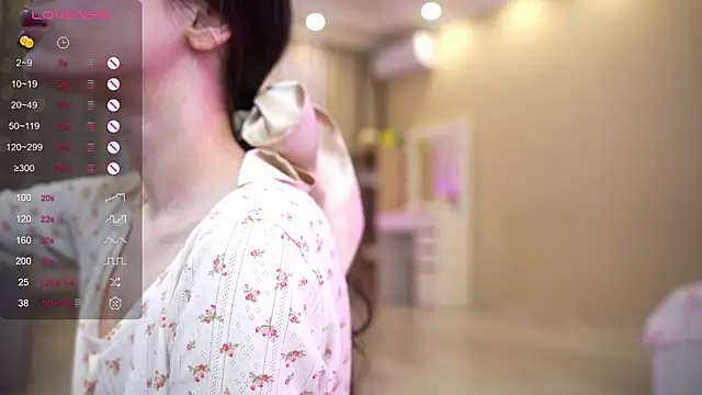 Bananalizzy online show from April 18, 10:52 am