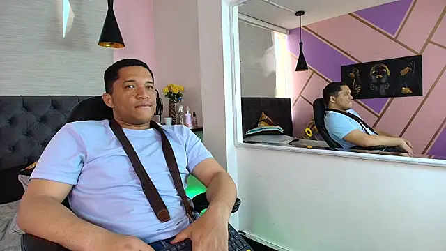 Snapshot of Kai_santos_ chatting on November 8, 9:35 pm Kai santos online show from November 8, 9:35 pm