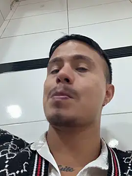 RaySullivan online show from November 16, 2:39 am