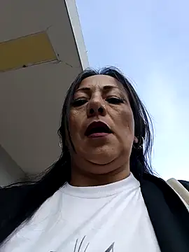 Snapshot of misshot_02 chatting on November 10, 8:08 pm misshot 02 online show from November 10, 8:08 pm