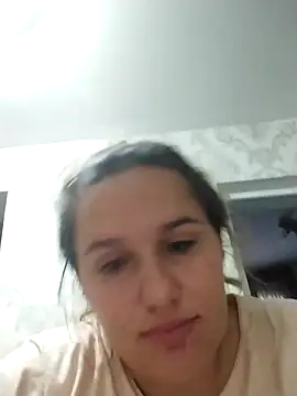 Laryssa2005 online show from November 5, 11:54 am