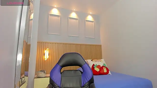 CAMI BUKELE3 online show from December 3, 7:56 pm