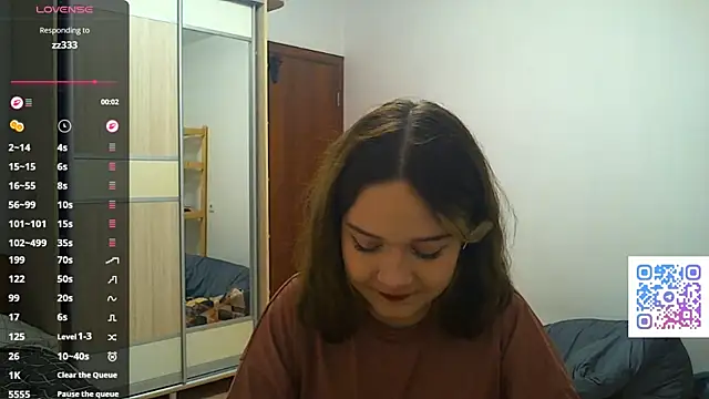 Snapshot of AlissaGerardo chatting on December 21, 2:13 pm AlissaGerardo online show from December 21, 2:13 pm