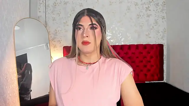 camii raux online show from May 4, 8:38 pm
