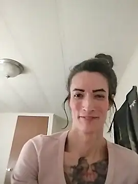 Applecandy3 online show from November 9, 11:14 pm