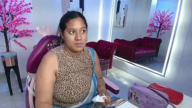 Alondra gomexxx online show from December 2, 3:34 am