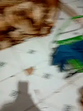 Snapshot of Cross3680 chatting on November 17, 12:38 am Cross3680 online show from November 17, 12:38 am