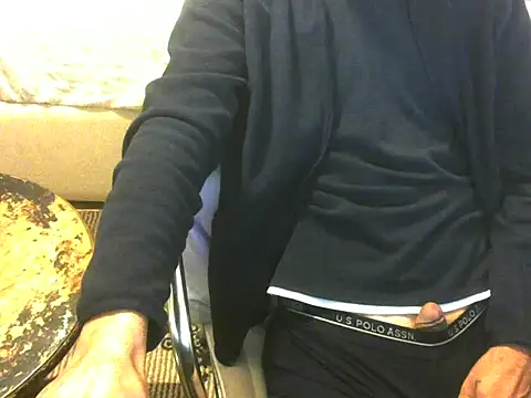 Snapshot of ellsaBunny chatting on November 25, 3:23 pm ellsaBunny online show from November 25, 3:23 pm