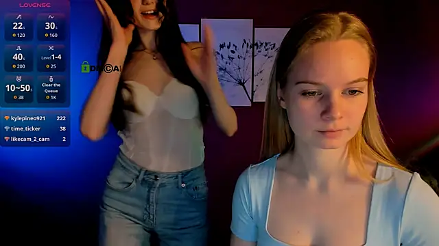 mia starrr  online show from December 4, 10:02 am