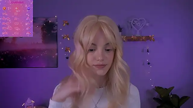 mia starrr  online show from December 19, 8:05 pm