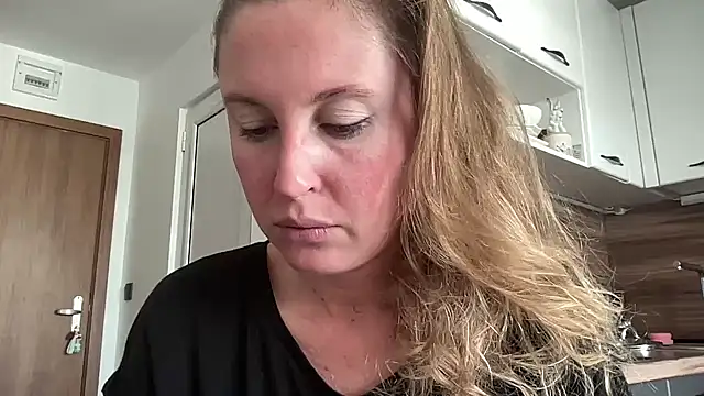 Ameli8 online show from November 13, 12:37 pm