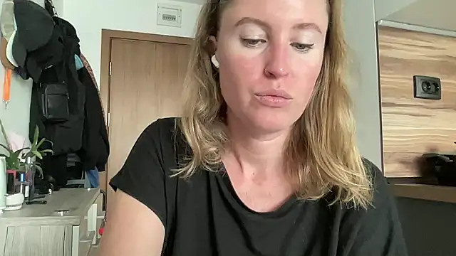 Ameli8 online show from November 26, 12:17 pm