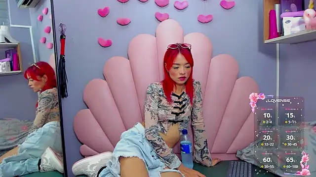 Snapshot of luci_miller chatting on November 9, 4:27 pm luci miller online show from November 9, 4:27 pm