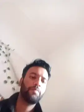 Snapshot of littleprincesssss chatting on November 17, 10:21 am littleprincesssss online show from November 17, 10:21 am