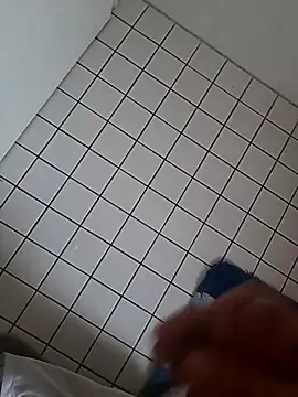 Snapshot of loco4217 chatting on December 16, 7:57 am loco4217 online show from December 16, 7:57 am