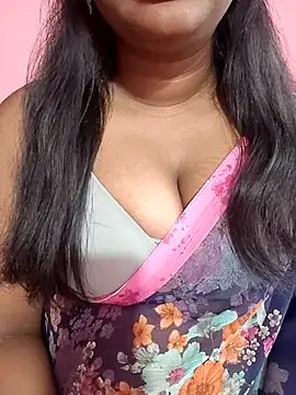 Snapshot of Keerthee_ chatting on November 29, 6:05 am Keerthee online show from November 29, 6:05 am