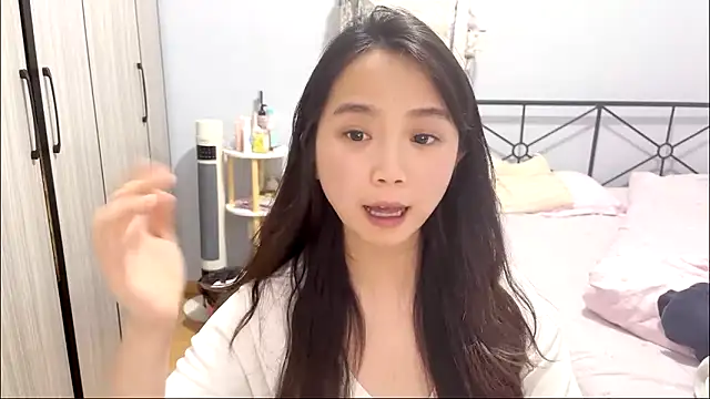 Hmm 0303 online show from March 26, 5:18 pm