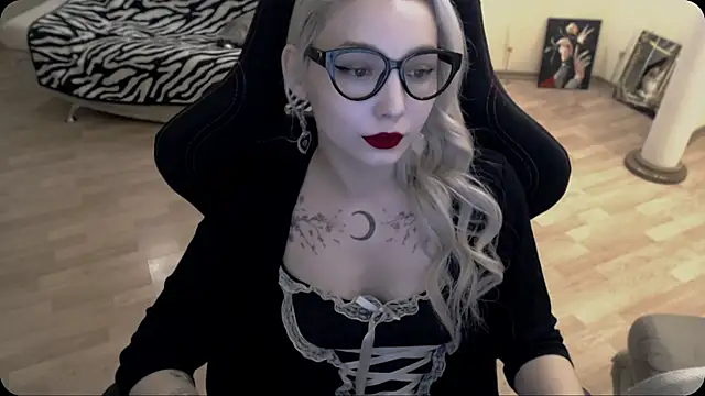 Snapshot of fromsun_forsoul777 chatting on November 19, 11:54 am fromsun forsoul777 online show from November 19, 11:54 am