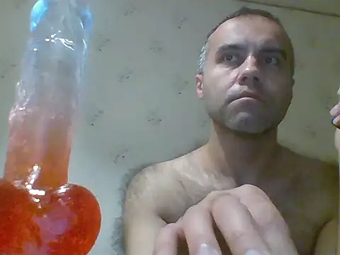 Snapshot of Kreol69 chatting on November 17, 4:07 am Kreol69 online show from November 17, 4:07 am