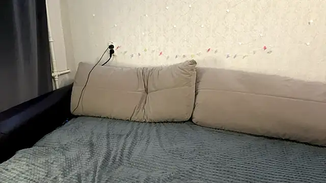 Snapshot of doublemuse chatting on November 5, 5:13 pm doublemuse online show from November 5, 5:13 pm