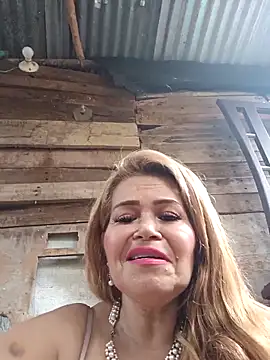 Snapshot of dirty_mother3 chatting on February 23, 3:20 pm dirty mother3 online show from February 23, 3:20 pm