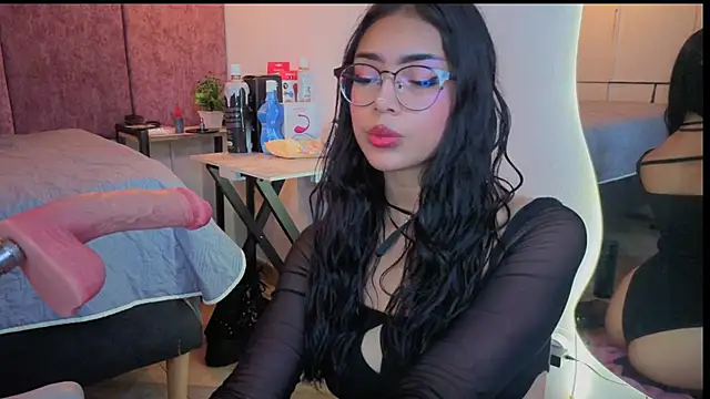  ViolletteNoir  online show from January 15, 8:45 pm